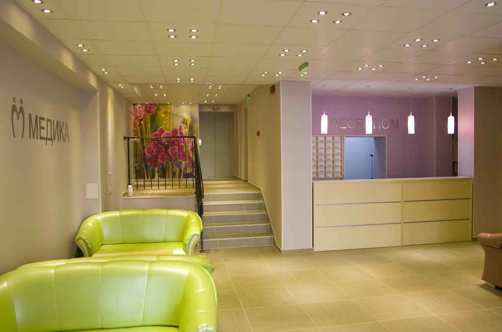 Balneo Comlex Medica Narechen Hotel Narechenski Bani Exterior photo